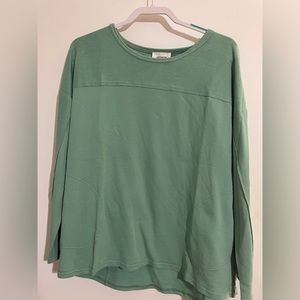 Heyson long sleeve light weight sweater new with tags